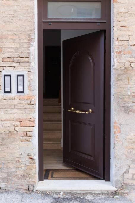 Osimo Nel Cuore Del Centro, Free Wi-Fi E Netflix Apartment Bagian luar foto